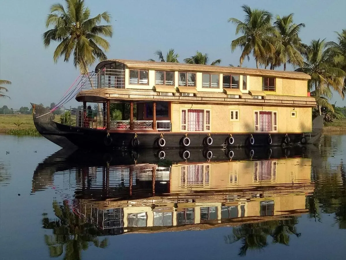 Botel Marari Houseboat Hotel Mararikulam