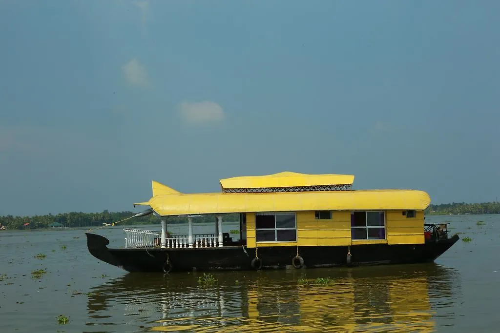 Botel Marari Houseboat Hotel Mararikulam